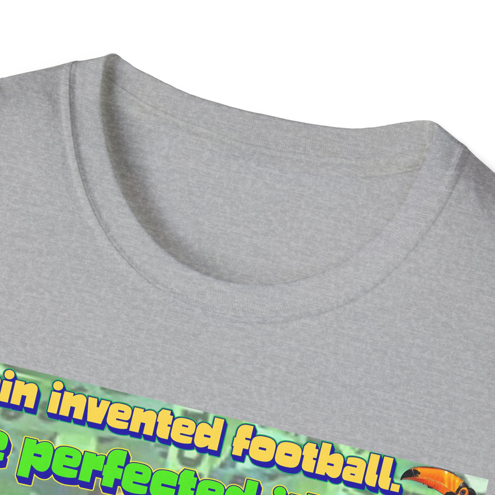 Unisex Graphic T-Shirt | Brasil x Britain - O jogo nasceu lá, mas o Brasil o elevou a outro patamar!